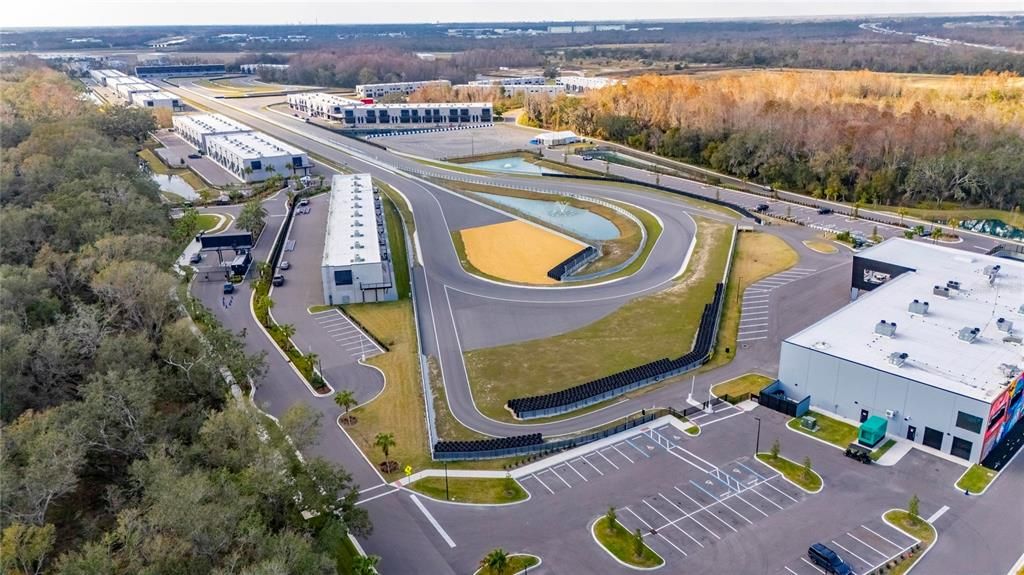 待售: $430,000 (0 贝兹, 0 浴室, 738 平方英尺)