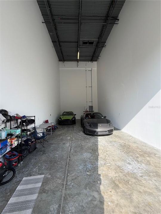 待售: $430,000 (0 贝兹, 0 浴室, 738 平方英尺)