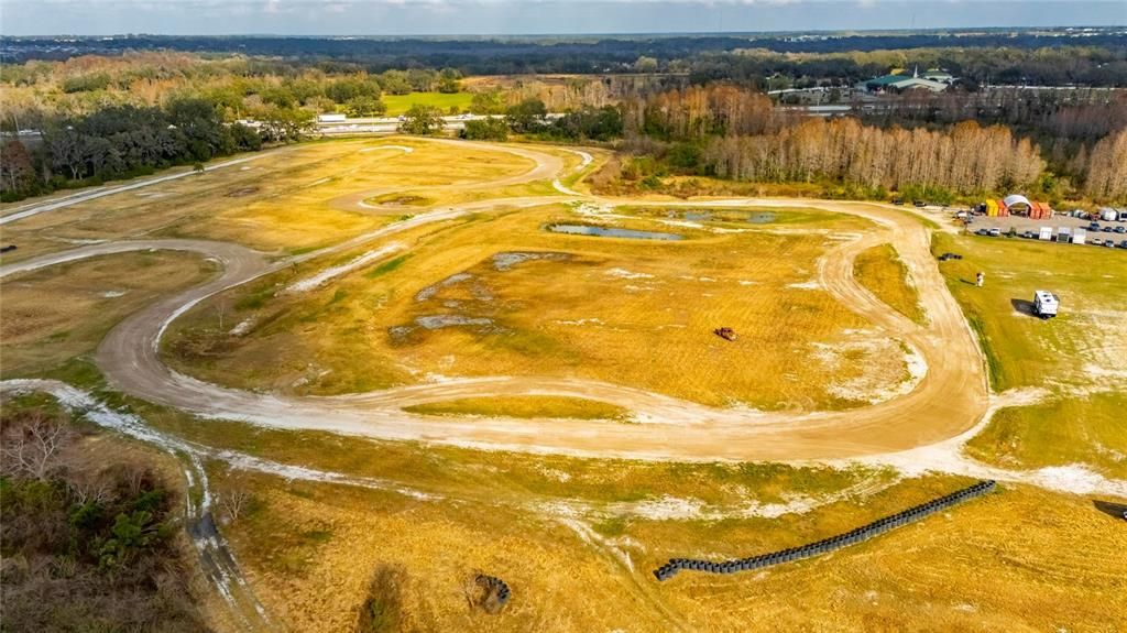 待售: $430,000 (0 贝兹, 0 浴室, 738 平方英尺)