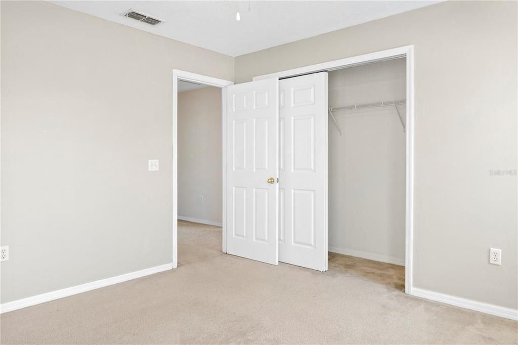 На продажу: $500,000 (5 спален, 2 ванн, 3367 Квадратных фут)