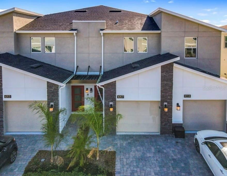 For Sale: $419,900 (3 beds, 2 baths, 1787 Square Feet)