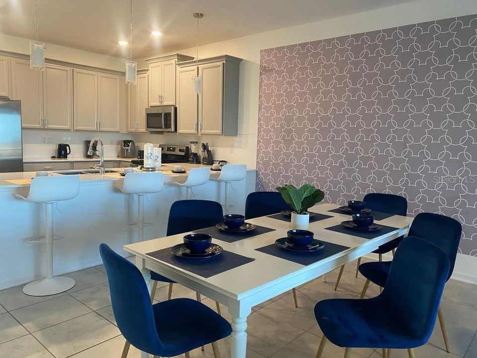 For Sale: $419,900 (3 beds, 2 baths, 1787 Square Feet)