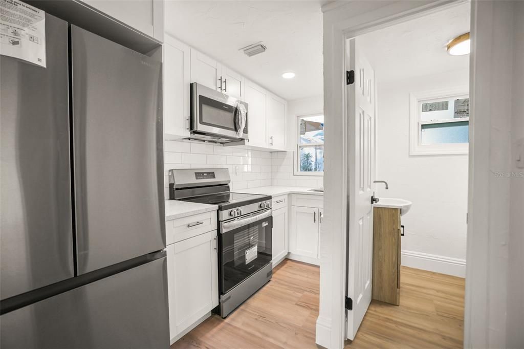 For Sale: $679,000 (4 beds, 2 baths, 1617 Square Feet)