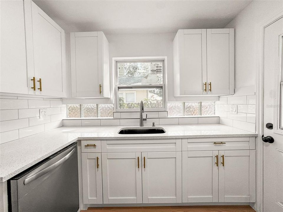 For Sale: $679,000 (4 beds, 2 baths, 1617 Square Feet)