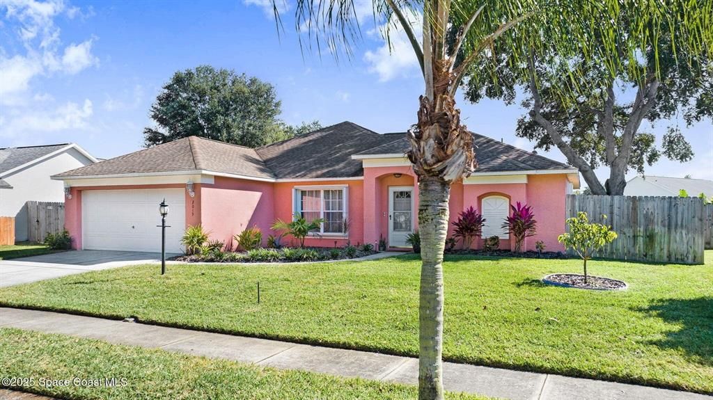 For Sale: $377,000 (3 beds, 2 baths, 1473 Square Feet)