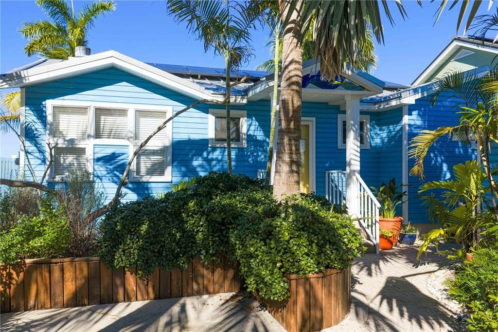 待售: $650,000 (2 贝兹, 2 浴室, 1195 平方英尺)