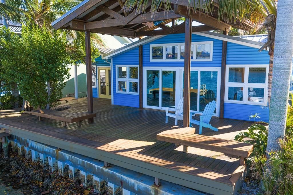 待售: $650,000 (2 贝兹, 2 浴室, 1195 平方英尺)