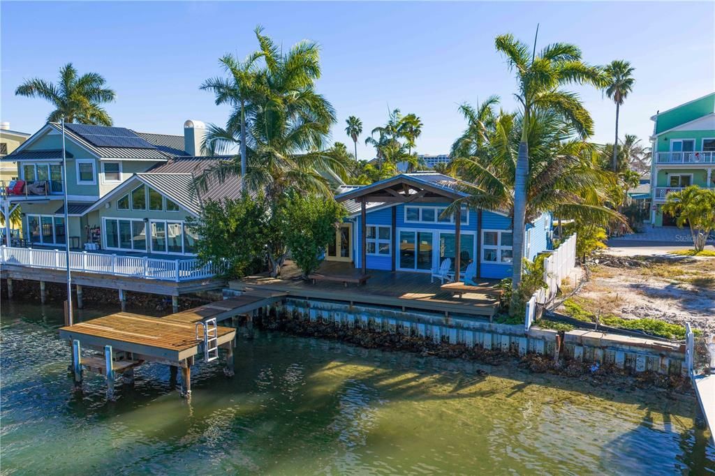 待售: $650,000 (2 贝兹, 2 浴室, 1195 平方英尺)