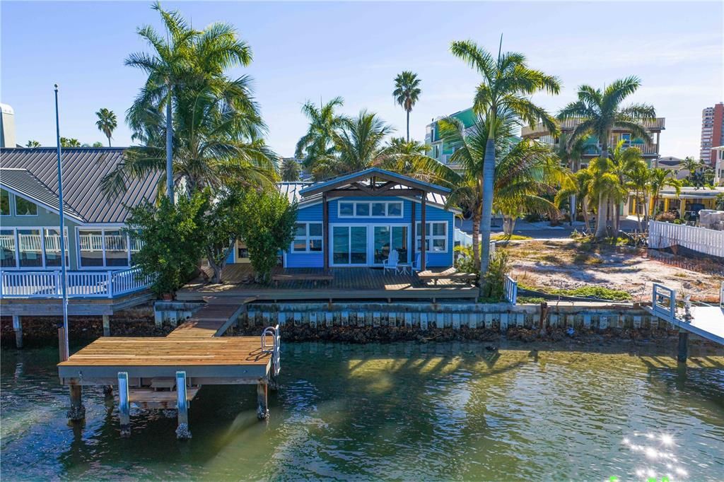 待售: $650,000 (2 贝兹, 2 浴室, 1195 平方英尺)