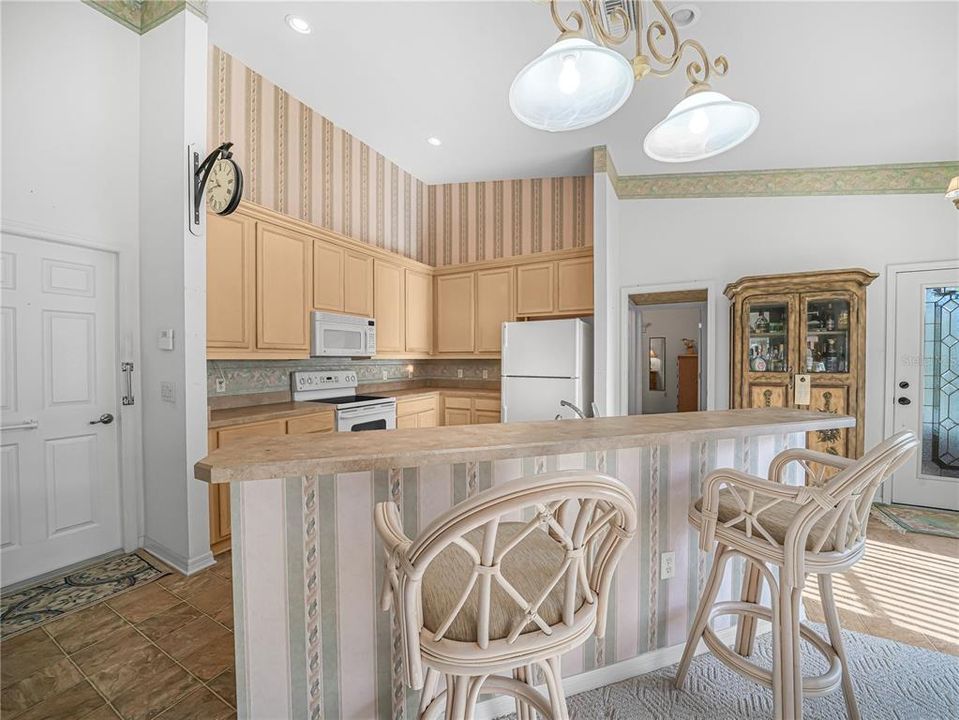 En Venta: $350,000 (2 camas, 2 baños, 1326 Pies cuadrados)