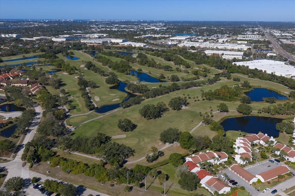 待售: $799,000 (4 贝兹, 2 浴室, 2526 平方英尺)