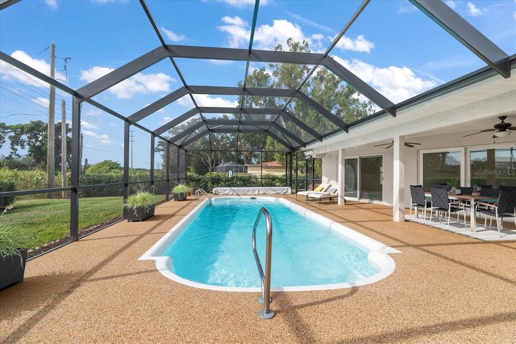 待售: $799,000 (4 贝兹, 2 浴室, 2526 平方英尺)