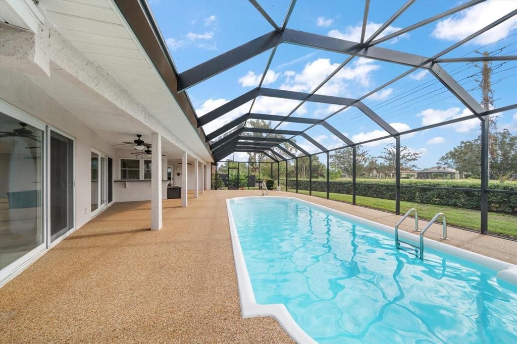 待售: $799,000 (4 贝兹, 2 浴室, 2526 平方英尺)