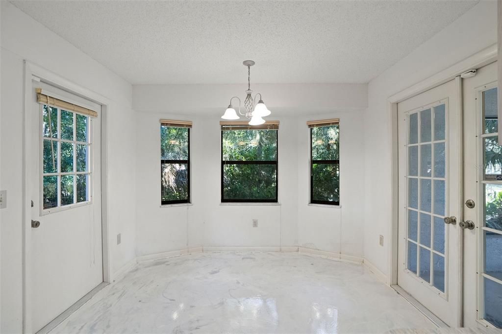 En Venta: $649,900 (2 camas, 2 baños, 1316 Pies cuadrados)