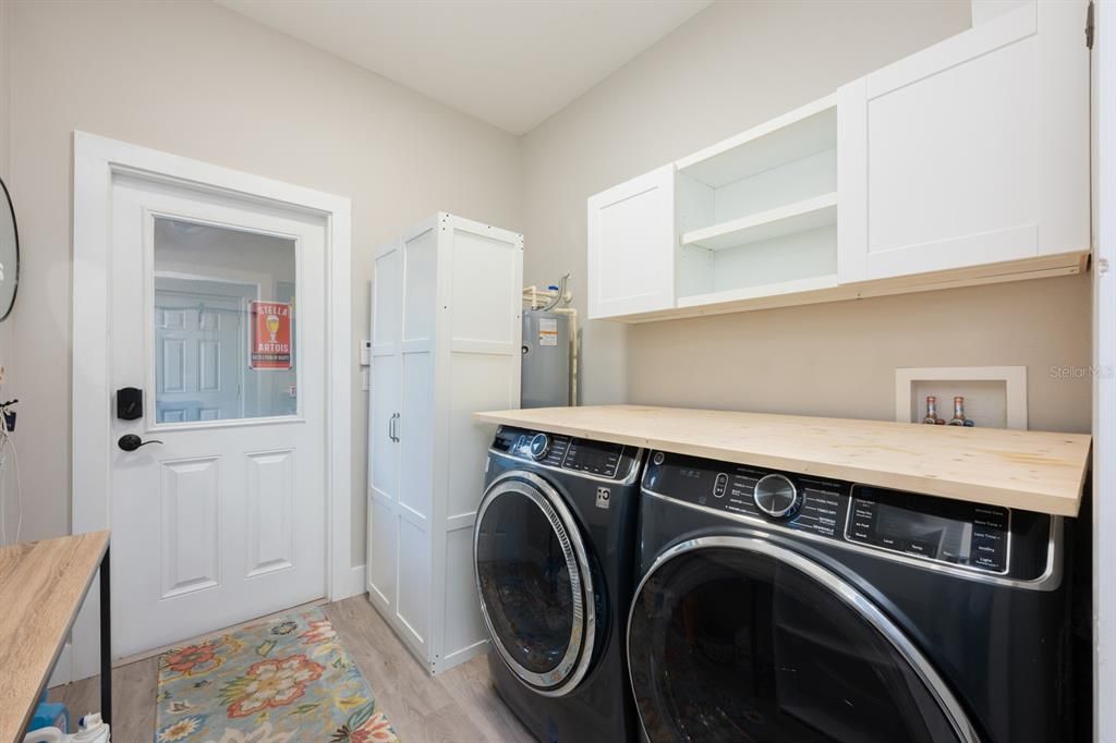 For Sale: $475,000 (3 beds, 2 baths, 1751 Square Feet)