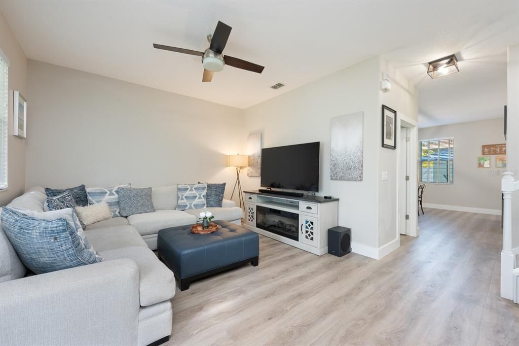 For Sale: $475,000 (3 beds, 2 baths, 1751 Square Feet)