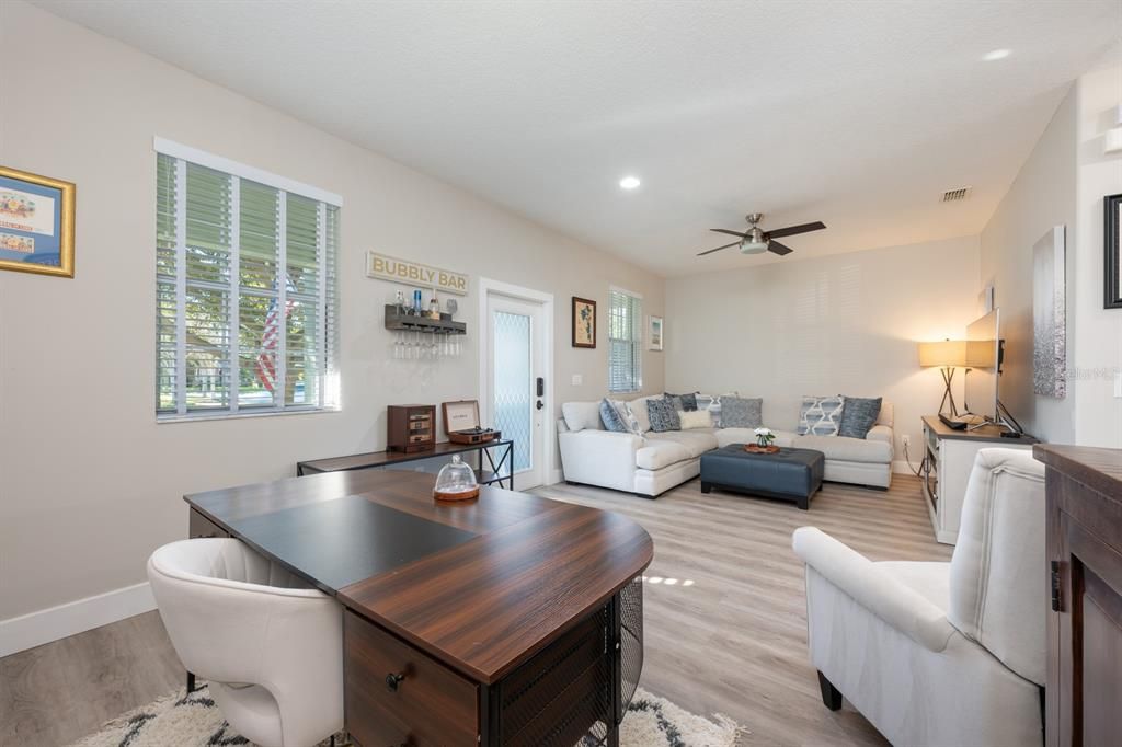 For Sale: $475,000 (3 beds, 2 baths, 1751 Square Feet)