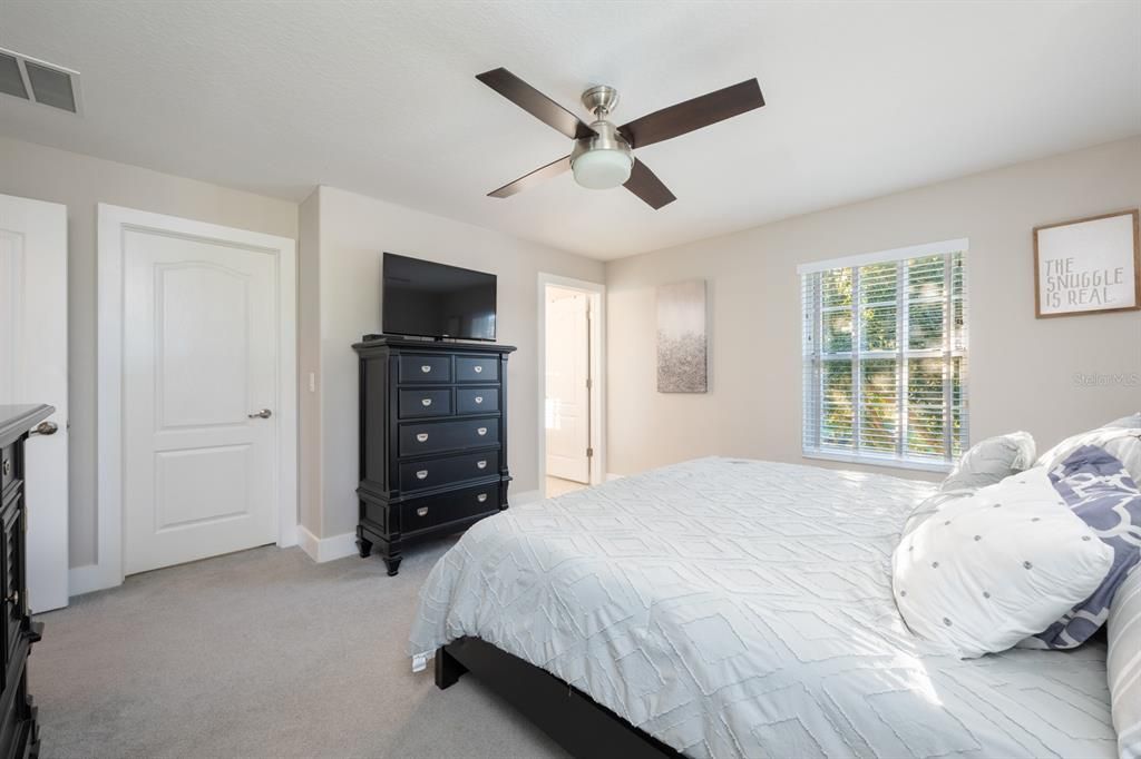 For Sale: $475,000 (3 beds, 2 baths, 1751 Square Feet)