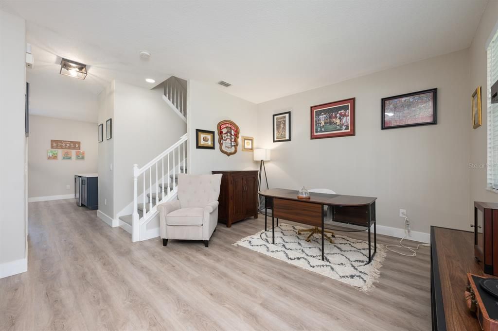 For Sale: $475,000 (3 beds, 2 baths, 1751 Square Feet)