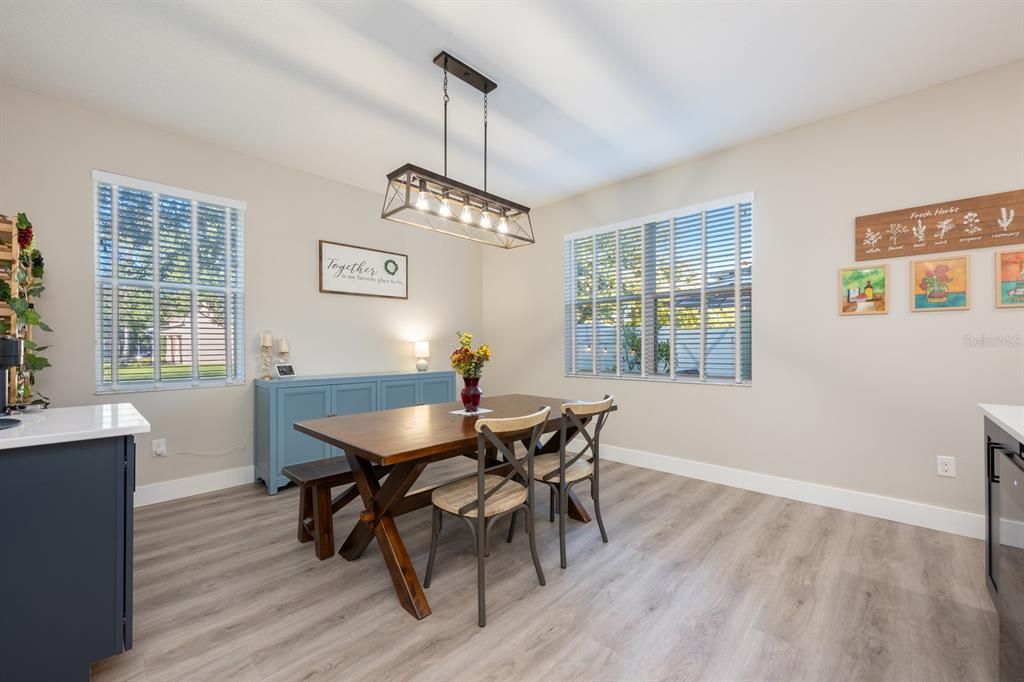 For Sale: $475,000 (3 beds, 2 baths, 1751 Square Feet)