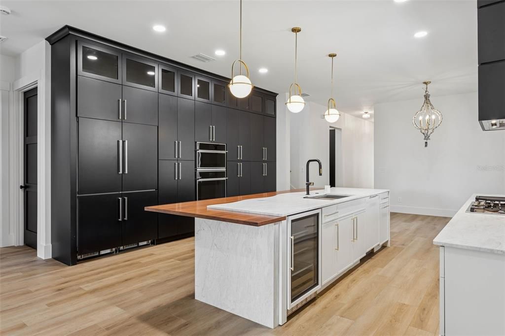 В аренду: $12,000 (4 спален, 4 ванн, 3176 Квадратных фут)