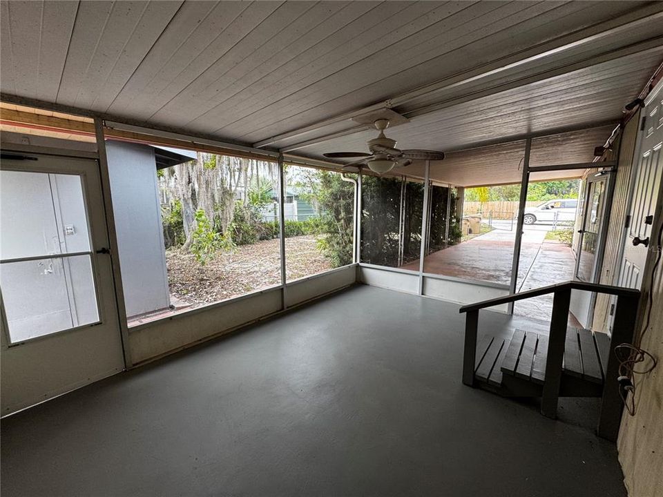 For Rent: $1,025 (2 beds, 1 baths, 804 Square Feet)