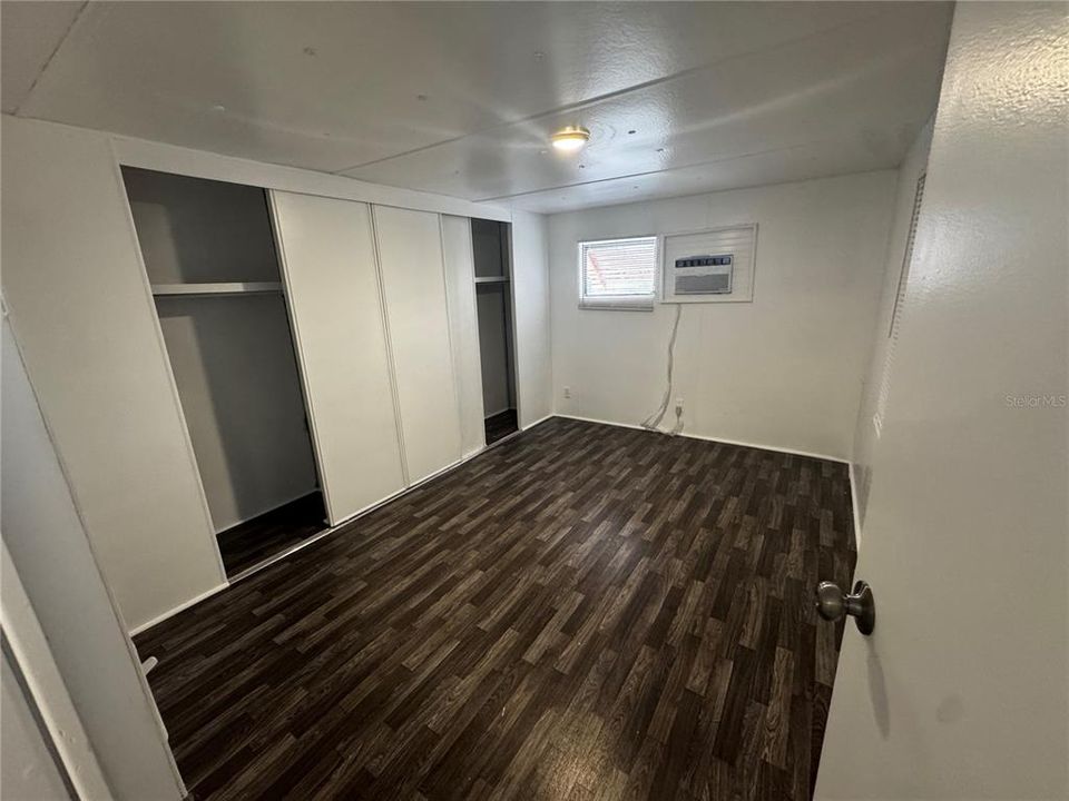 For Rent: $1,025 (2 beds, 1 baths, 804 Square Feet)