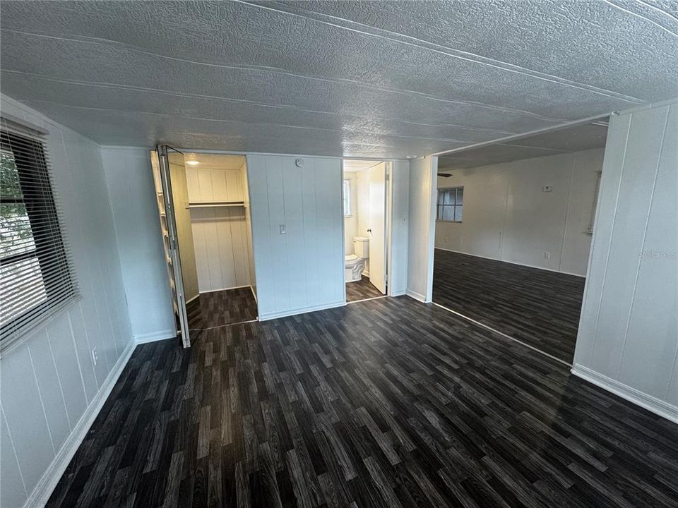 For Rent: $1,025 (2 beds, 1 baths, 804 Square Feet)