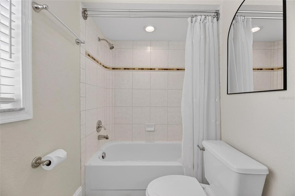 For Sale: $995,000 (4 beds, 3 baths, 2806 Square Feet)