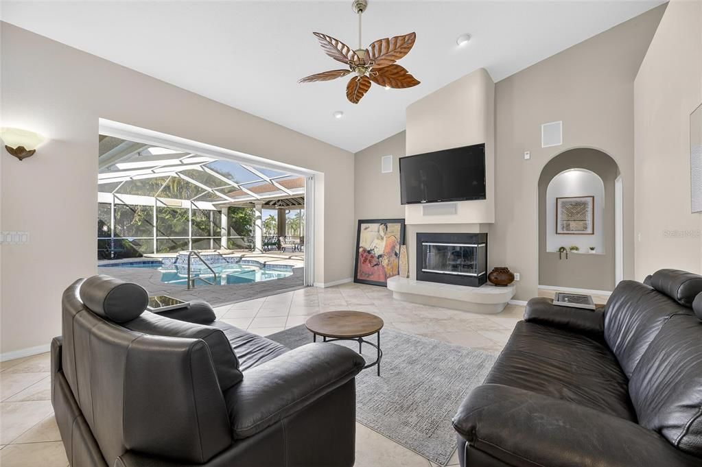 For Sale: $995,000 (4 beds, 3 baths, 2806 Square Feet)