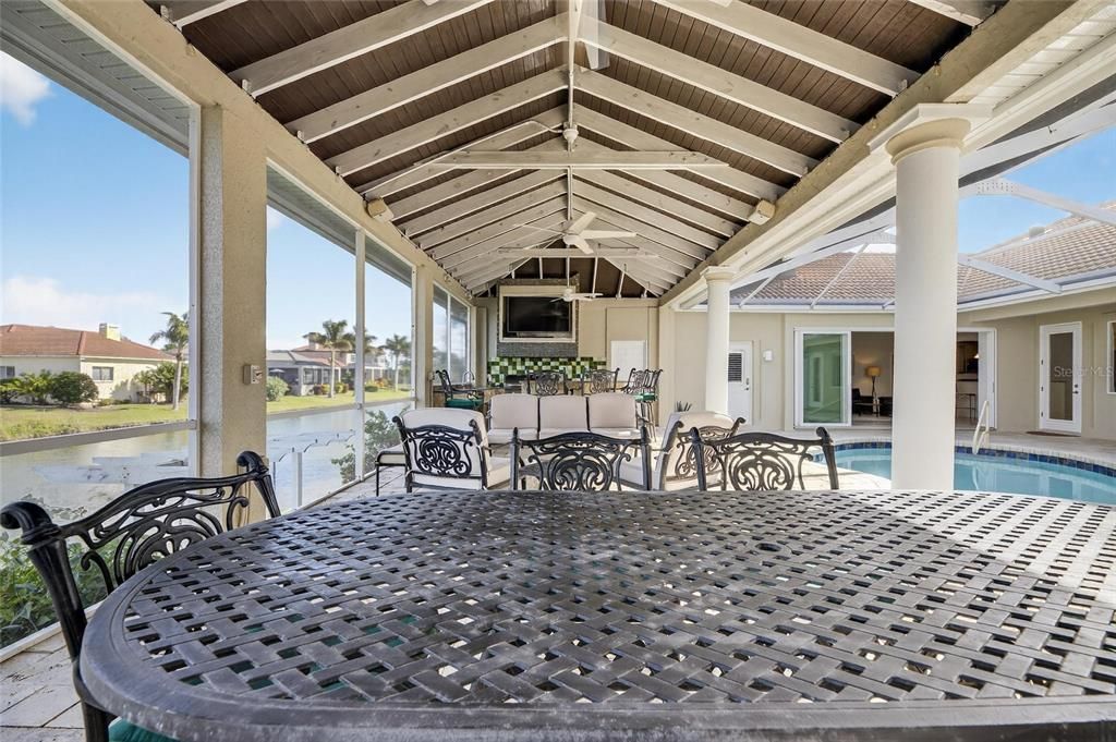 For Sale: $995,000 (4 beds, 3 baths, 2806 Square Feet)