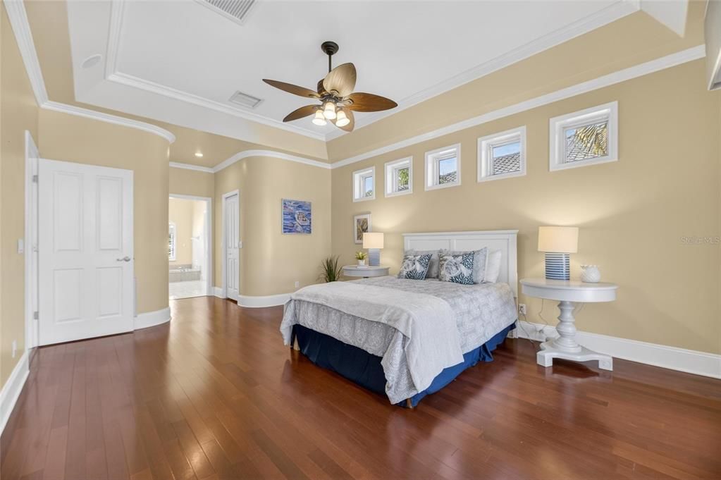 For Sale: $995,000 (4 beds, 3 baths, 2806 Square Feet)