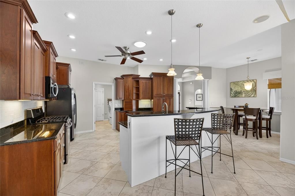 For Sale: $995,000 (4 beds, 3 baths, 2806 Square Feet)