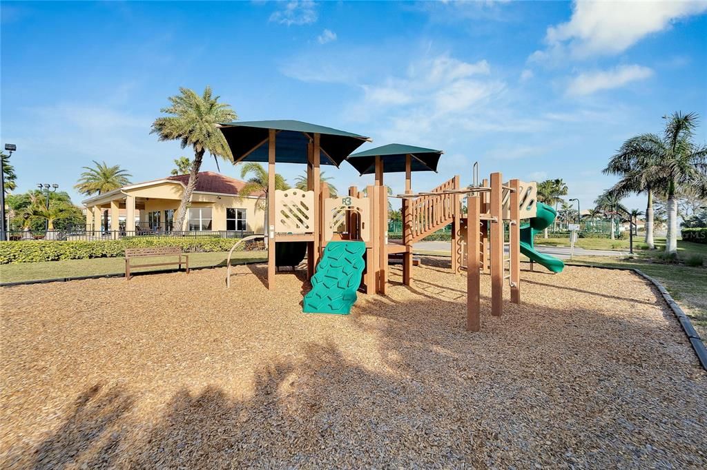 For Sale: $995,000 (4 beds, 3 baths, 2806 Square Feet)