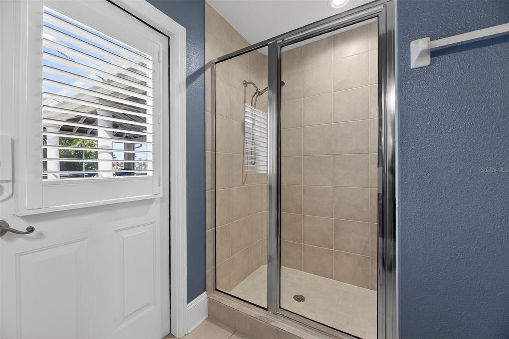 For Sale: $995,000 (4 beds, 3 baths, 2806 Square Feet)