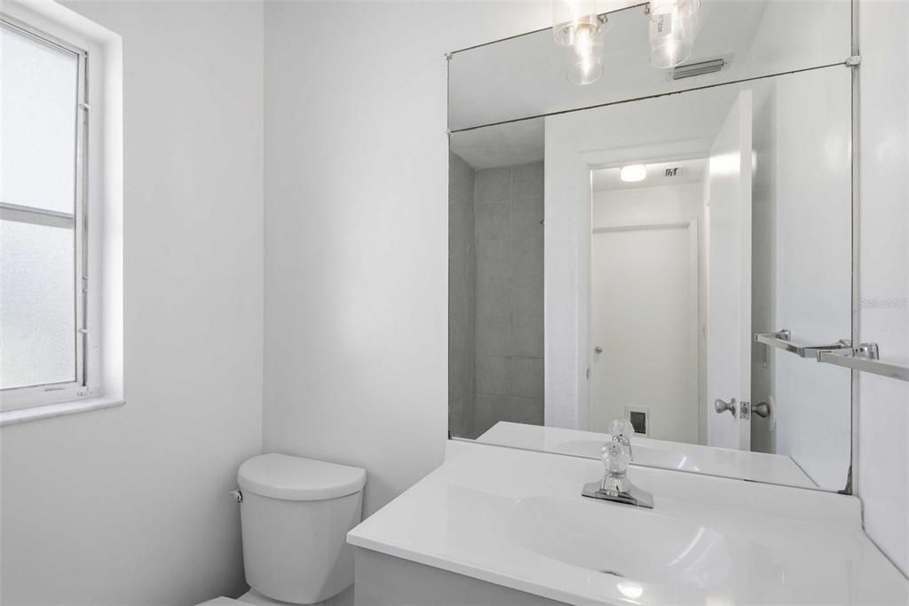 For Sale: $194,900 (2 beds, 2 baths, 1578 Square Feet)