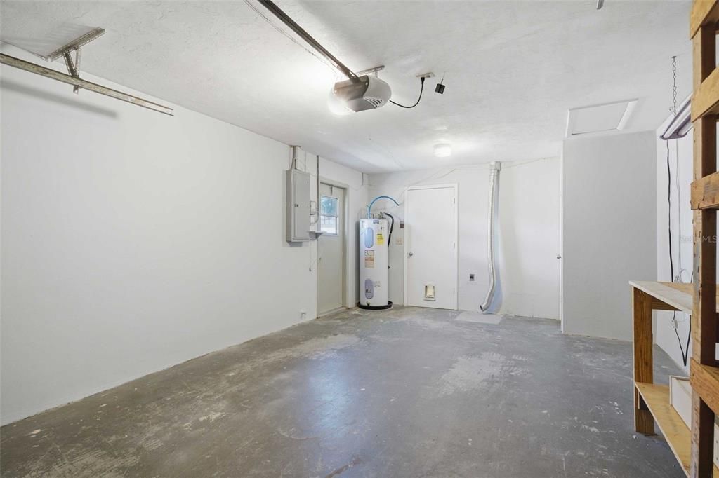 For Sale: $194,900 (2 beds, 2 baths, 1578 Square Feet)