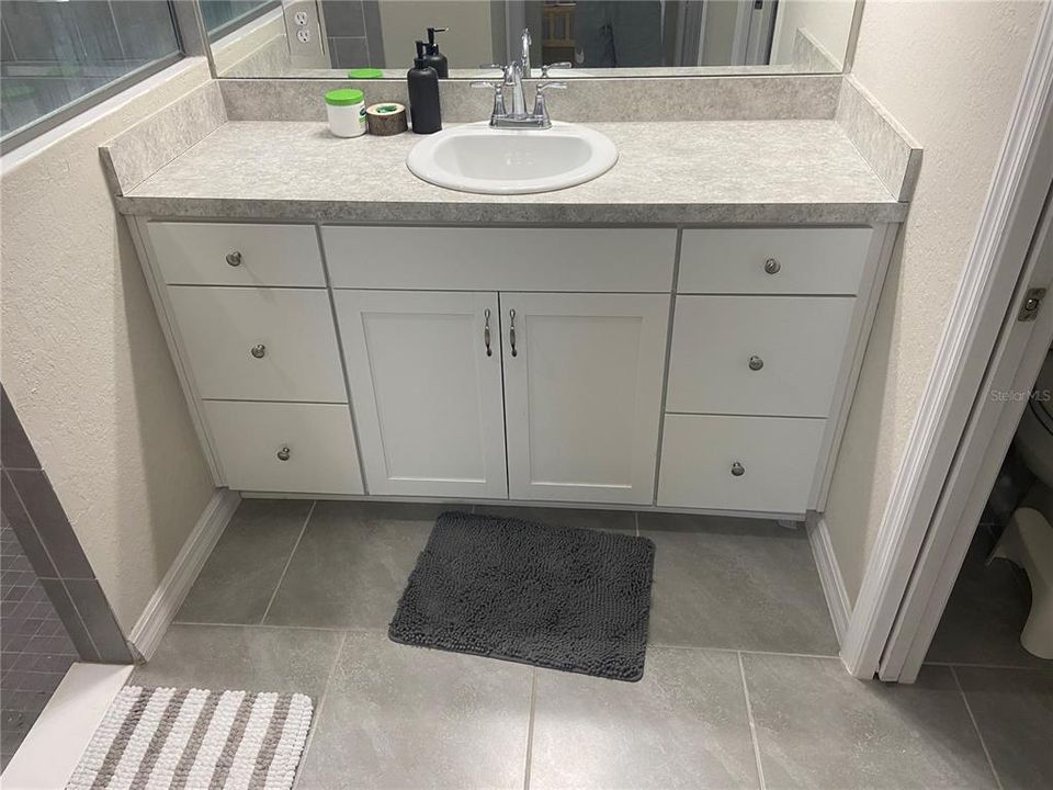 For Sale: $270,000 (3 beds, 2 baths, 1557 Square Feet)