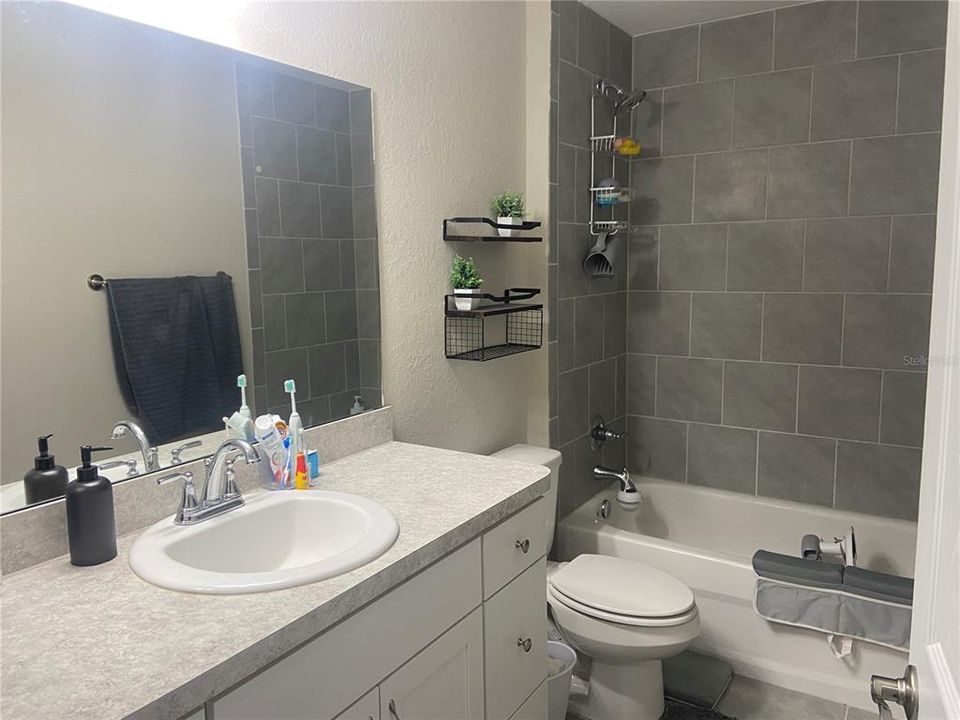 For Sale: $270,000 (3 beds, 2 baths, 1557 Square Feet)