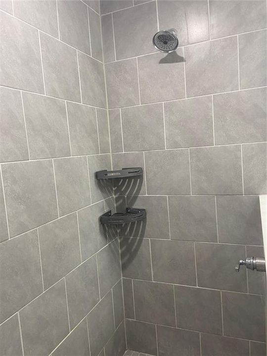 For Sale: $270,000 (3 beds, 2 baths, 1557 Square Feet)