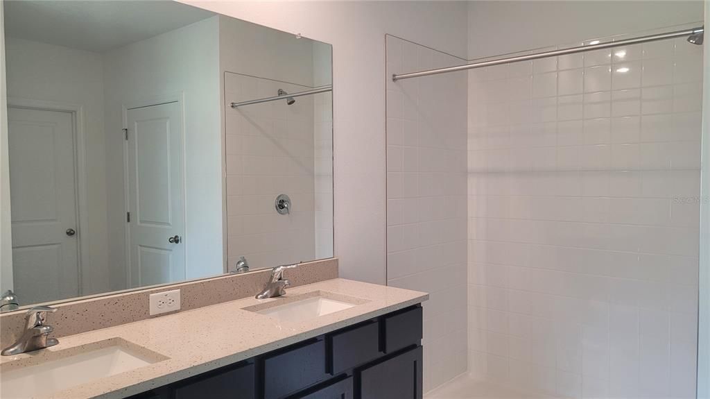 For Sale: $399,000 (4 beds, 2 baths, 1828 Square Feet)