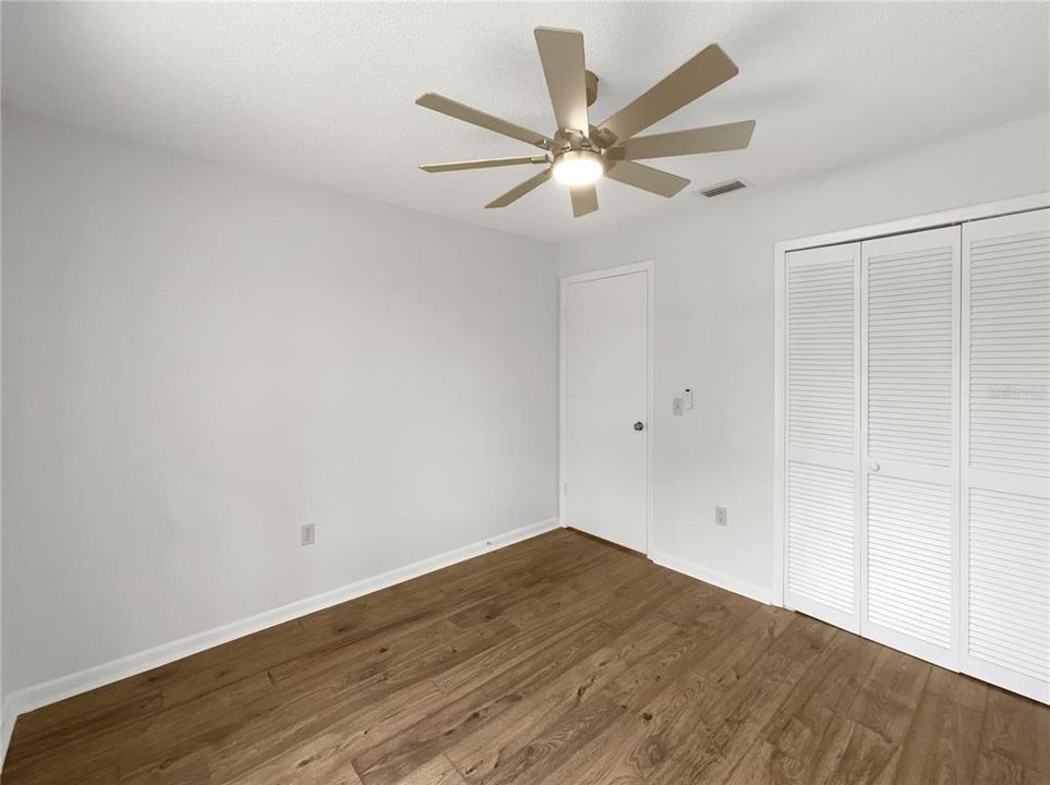 待售: $305,000 (3 贝兹, 2 浴室, 1494 平方英尺)