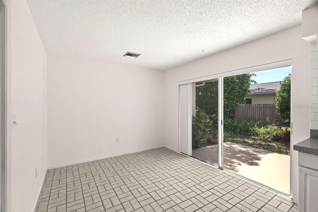 En Venta: $189,900 (2 camas, 1 baños, 935 Pies cuadrados)