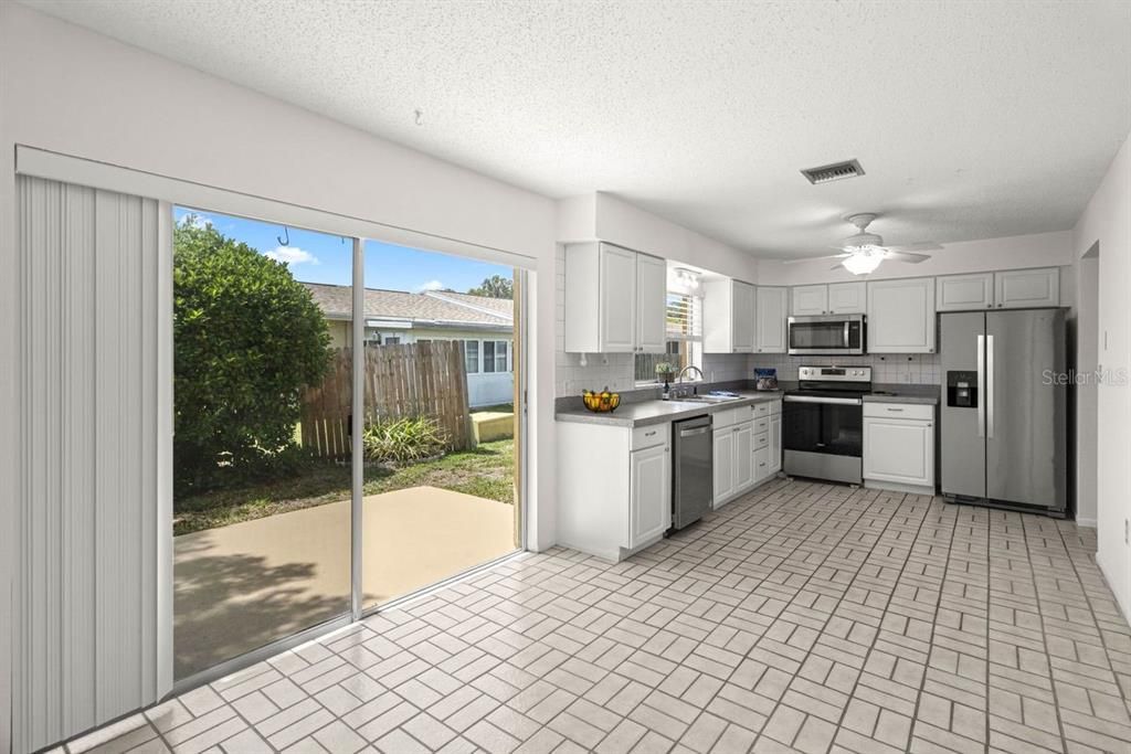 En Venta: $189,900 (2 camas, 1 baños, 935 Pies cuadrados)