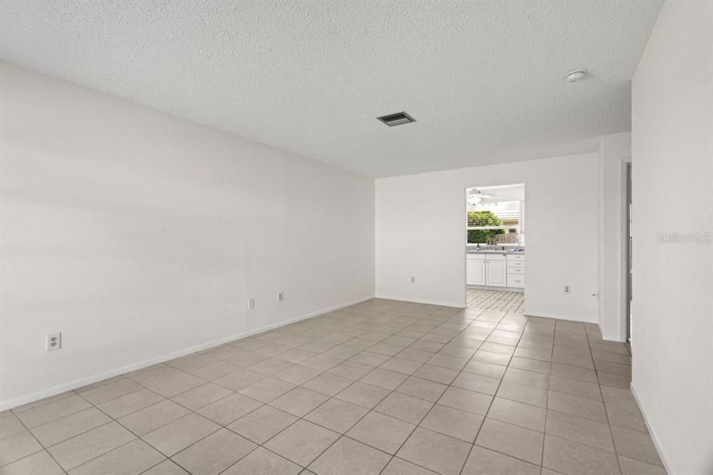 En Venta: $189,900 (2 camas, 1 baños, 935 Pies cuadrados)