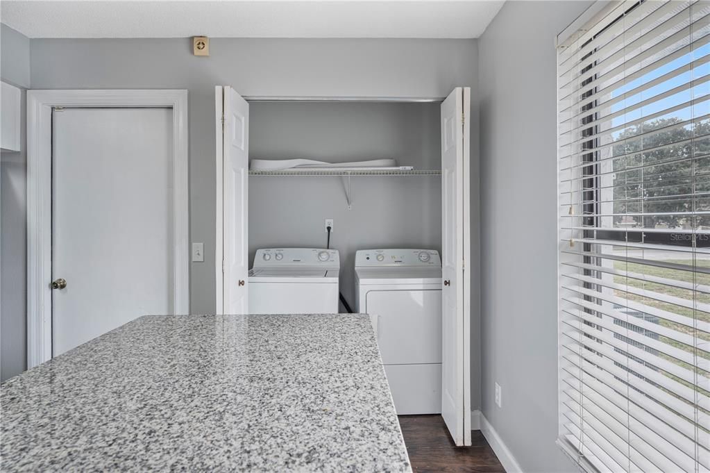 En Venta: $229,900 (2 camas, 2 baños, 1173 Pies cuadrados)