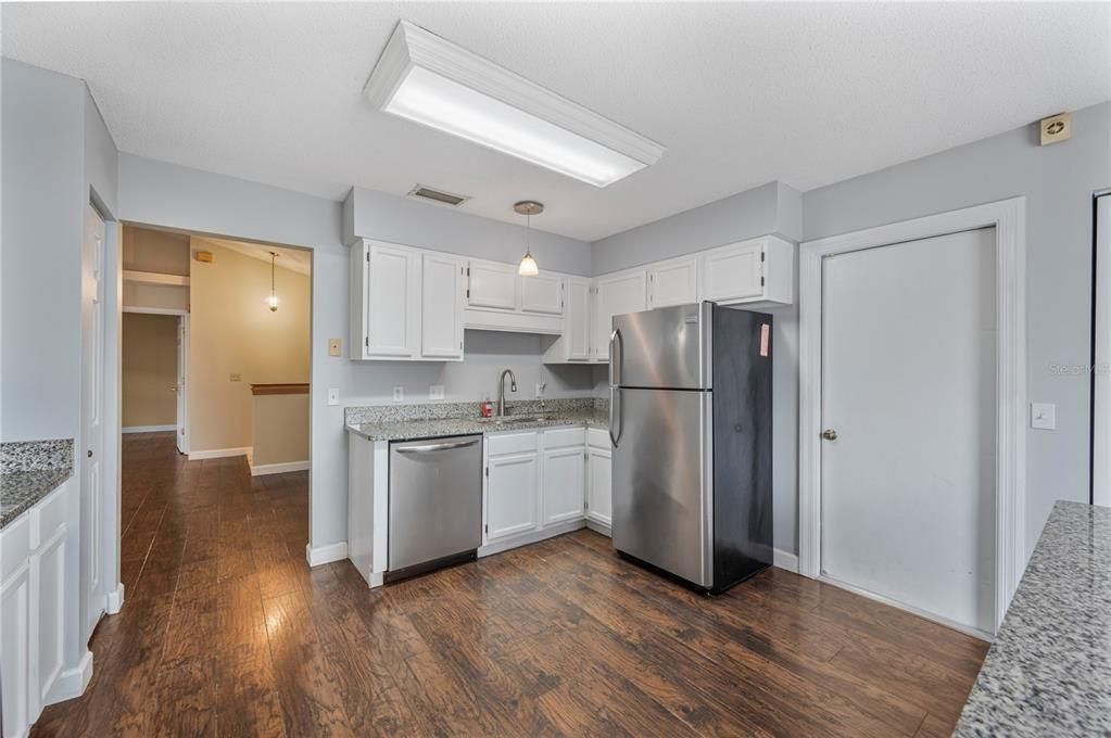 En Venta: $229,900 (2 camas, 2 baños, 1173 Pies cuadrados)