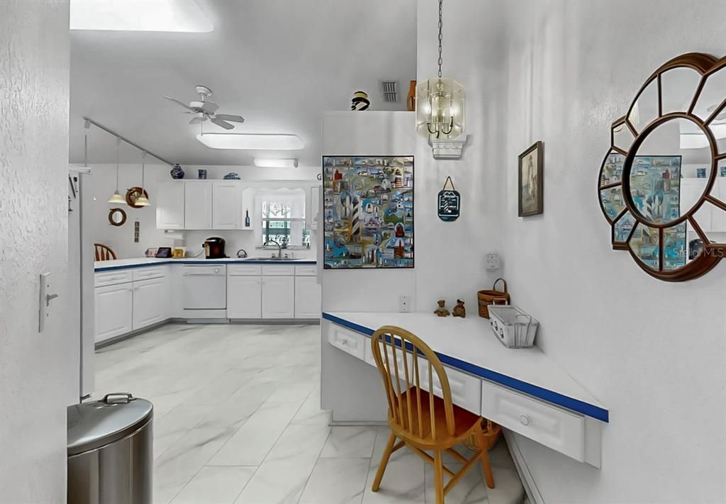 En Venta: $425,000 (3 camas, 2 baños, 1630 Pies cuadrados)