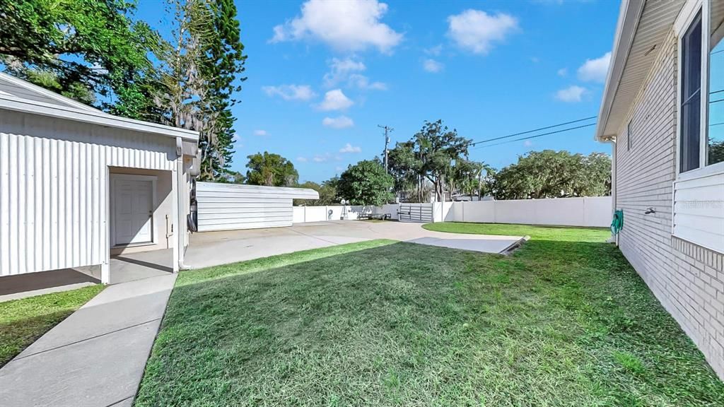 En Venta: $425,000 (3 camas, 2 baños, 1630 Pies cuadrados)