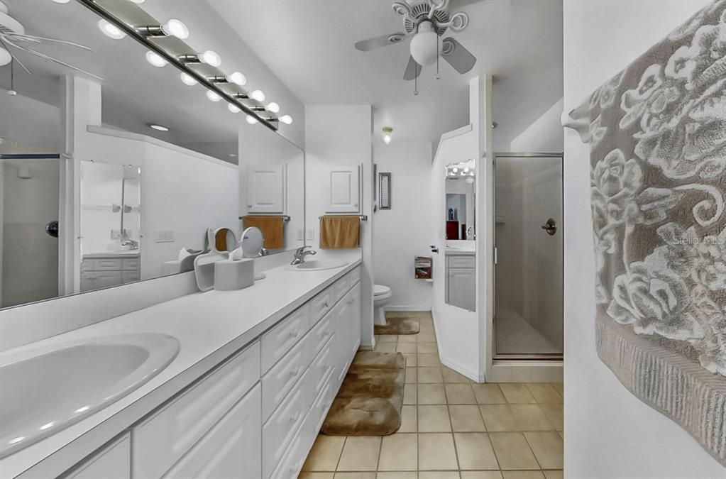 En Venta: $425,000 (3 camas, 2 baños, 1630 Pies cuadrados)